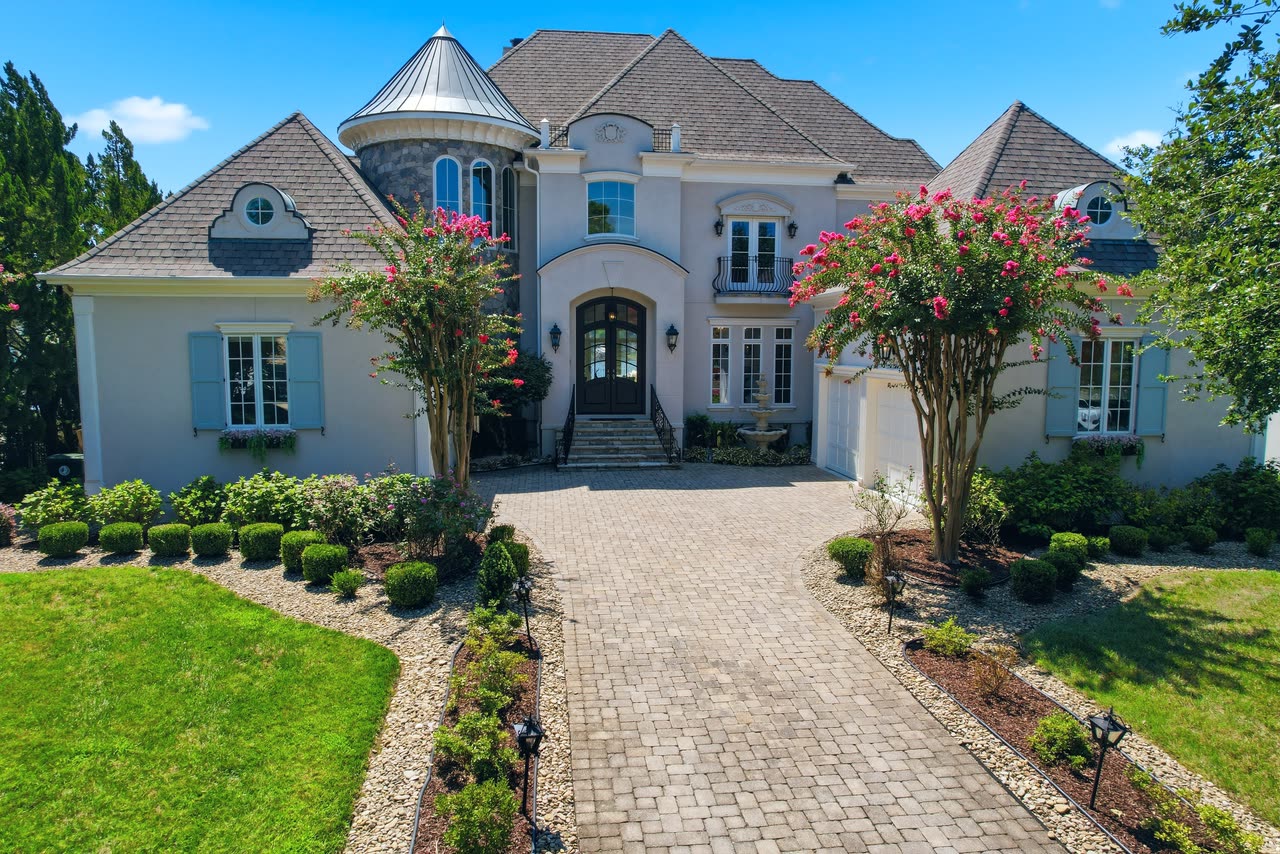 Front elevation from the driveway