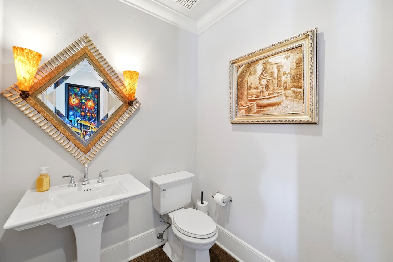 Powder room