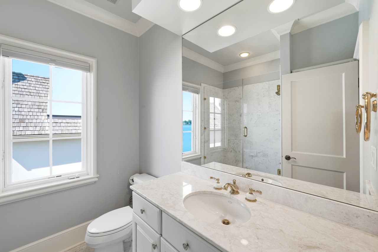 Marble bathroom vanity